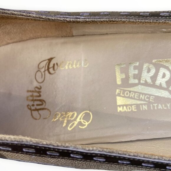 Salvatore Ferragamo Vintage Pumps Almond Toe Size 10 Beige Cap‎ Leather Heels - Picture 6 of 8